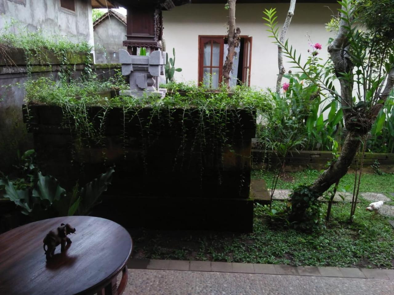 Lionk Bali House Bed & Breakfast อูบุด ภายนอก รูปภาพ