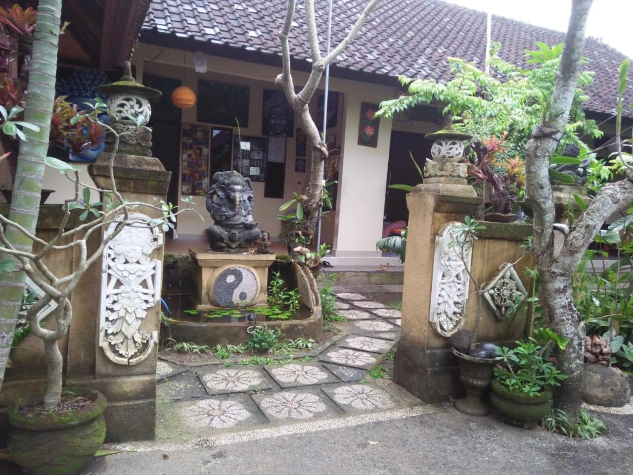 Lionk Bali House Bed & Breakfast อูบุด ภายนอก รูปภาพ
